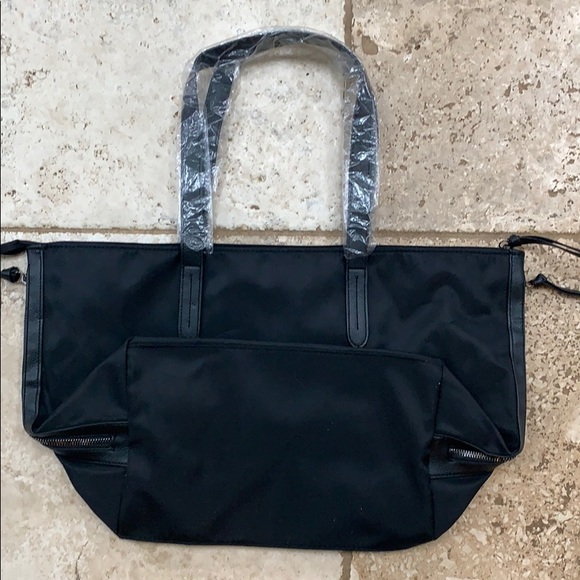 Black nylon tote bag - Picture 4 of 5
